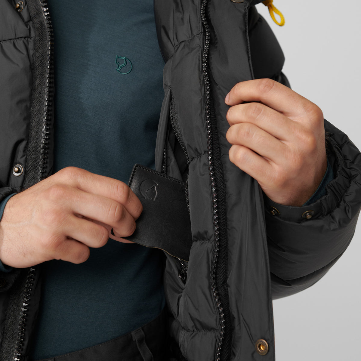 Expedition Down Jacket M