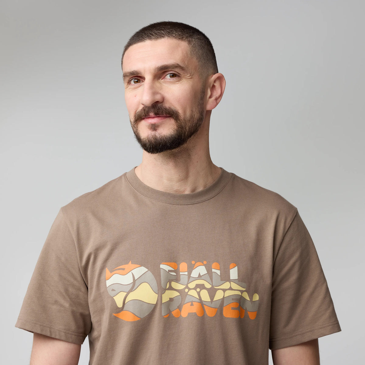 Multicolor logo T-shirt M